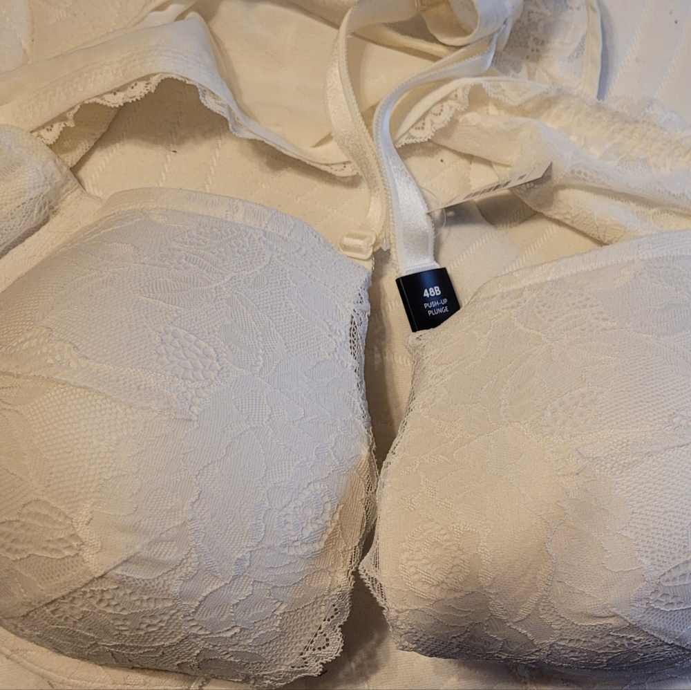 Torrid 48 B new with tags